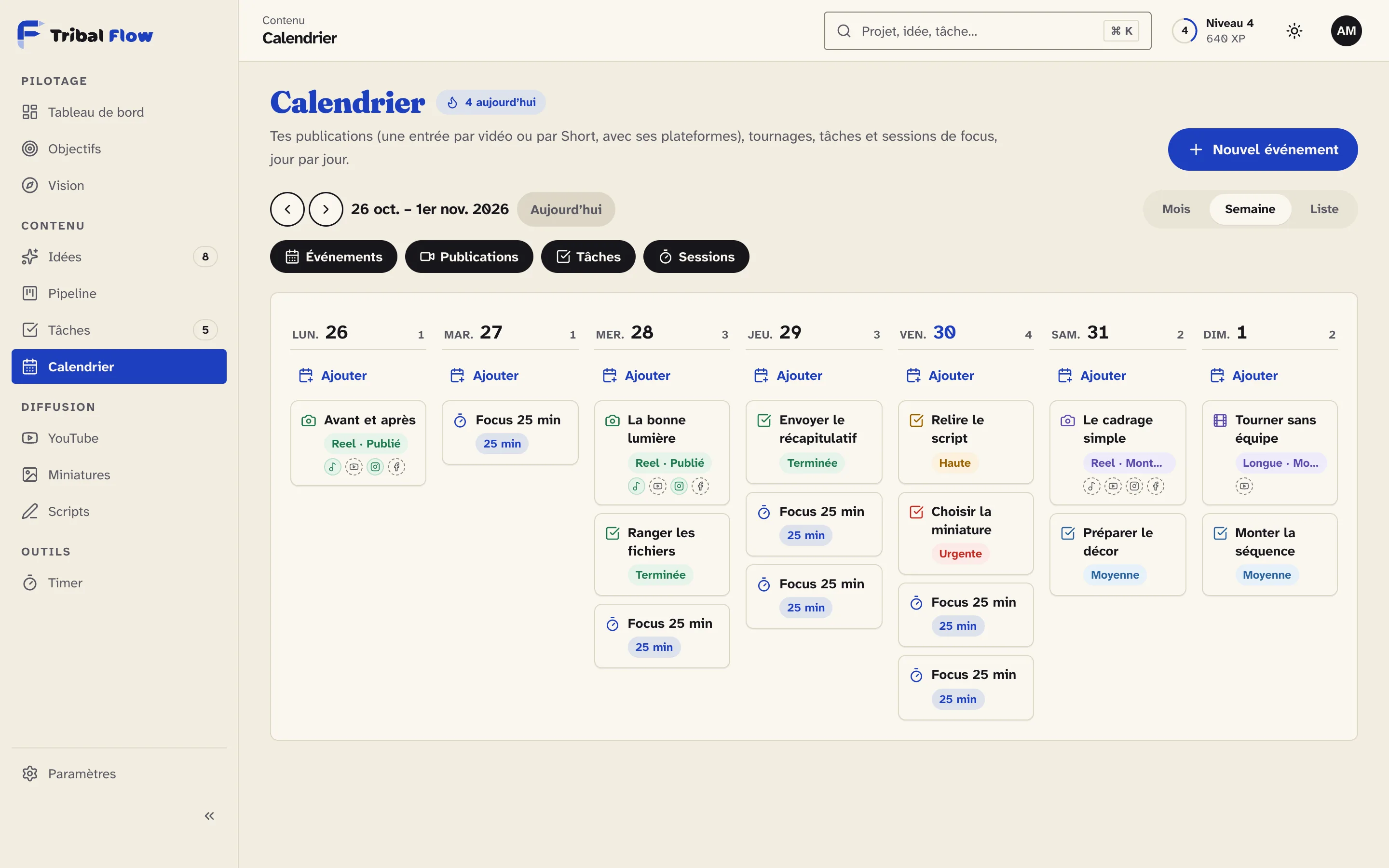Calendrier de la semaine dans Tribal Flow : publications, tâches et séances de travail, données d’exemple